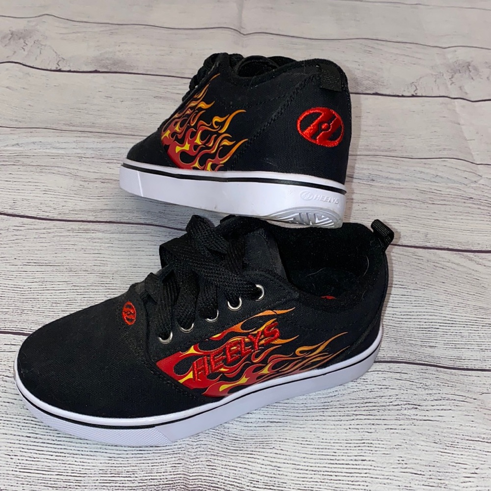 Heelys size 2